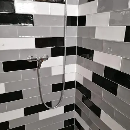 Apartman Se Zahradou Pro Dve Osoby V Turisticky Oblibene Lokalite Bela pod Bezdezem Buitenkant foto